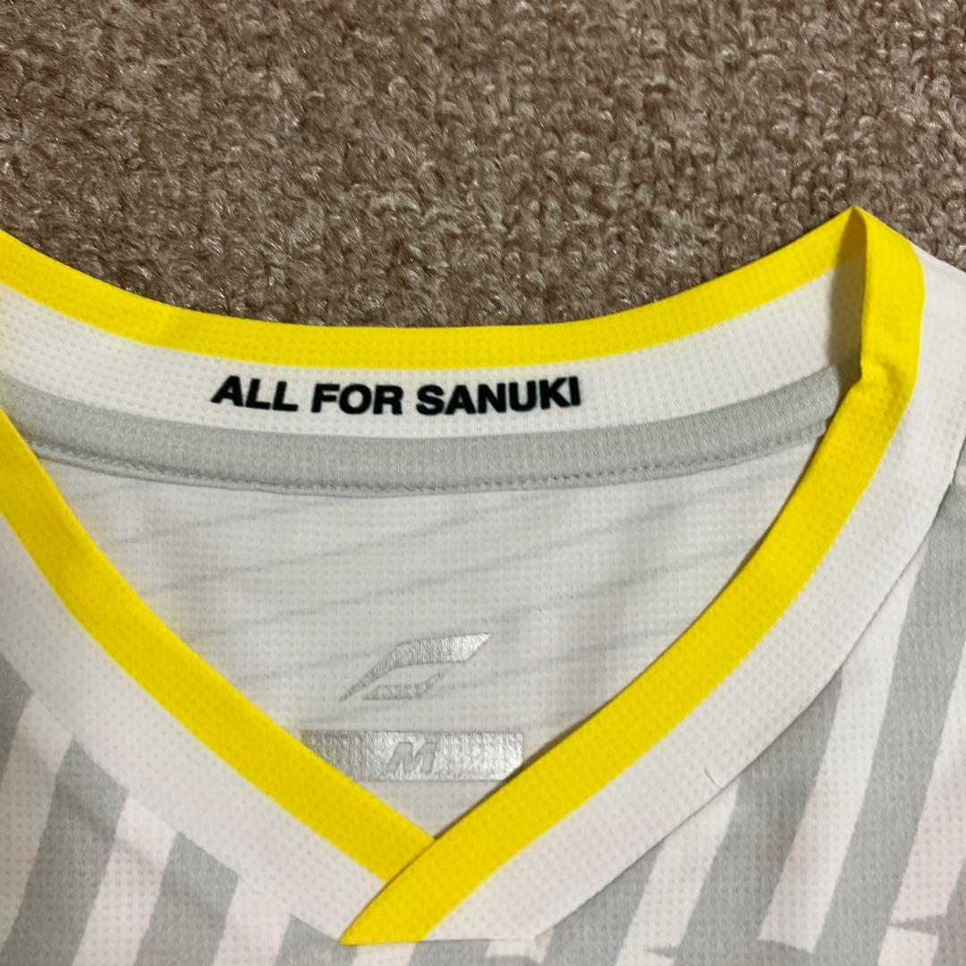 柳選手ネームナンバー入りユニ