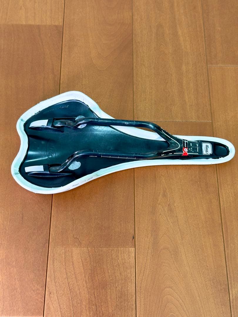 ☆Selle Italia☆セライタリア☆SLR キットカルボニオ☆
