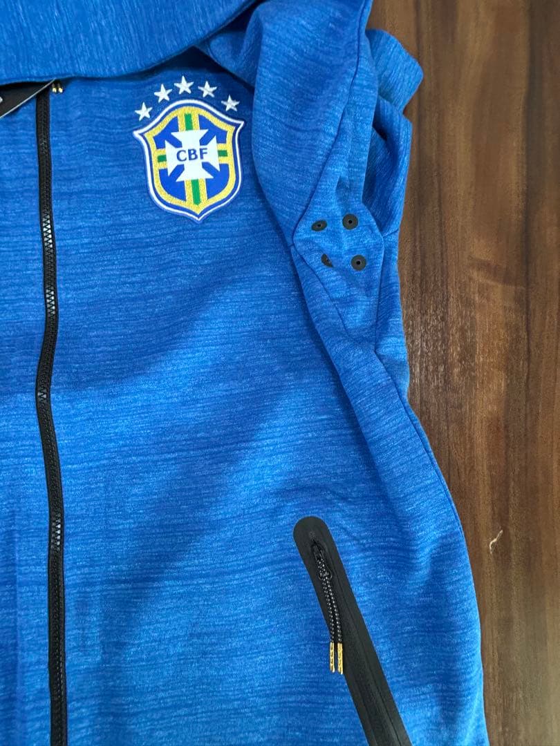 ブラジル代表　トレーニングウエア　ブルー　US−Ｌ