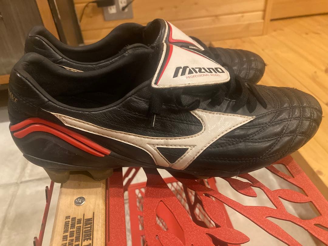 Mizuno Morelia Wave サッカーシューズ 25.5cm