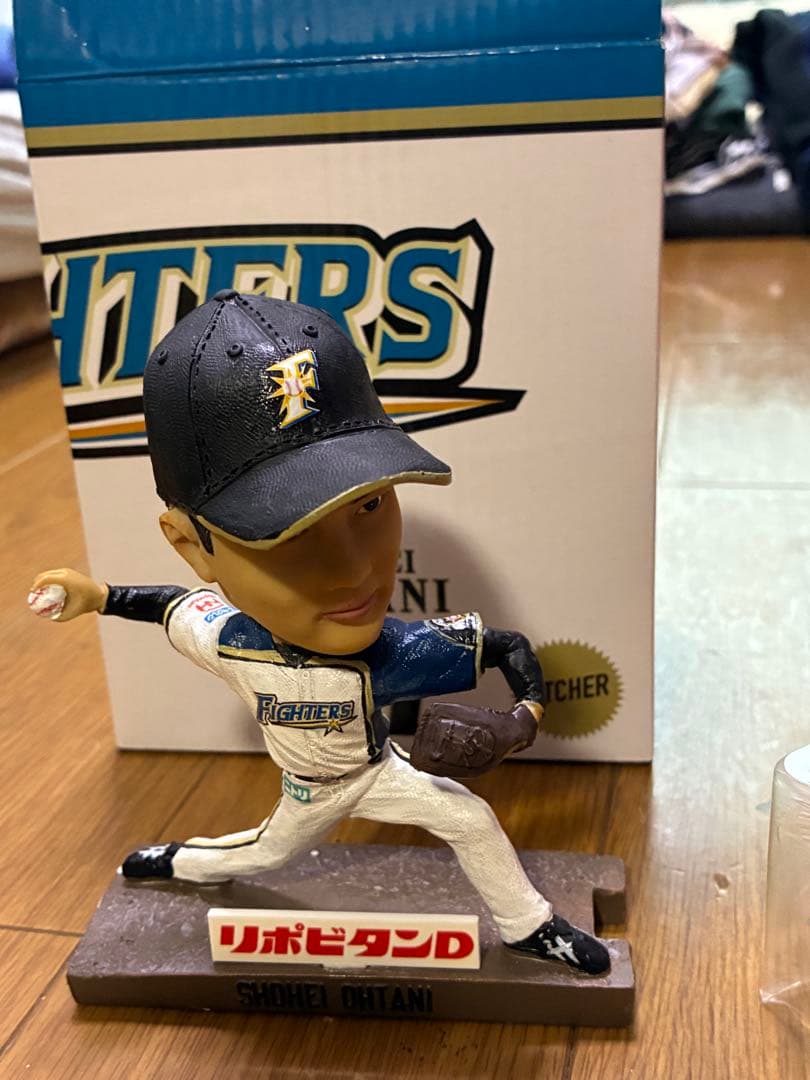 大谷翔平選手　非売品日本ハムfighters ボブルヘッド 打者 投手2体