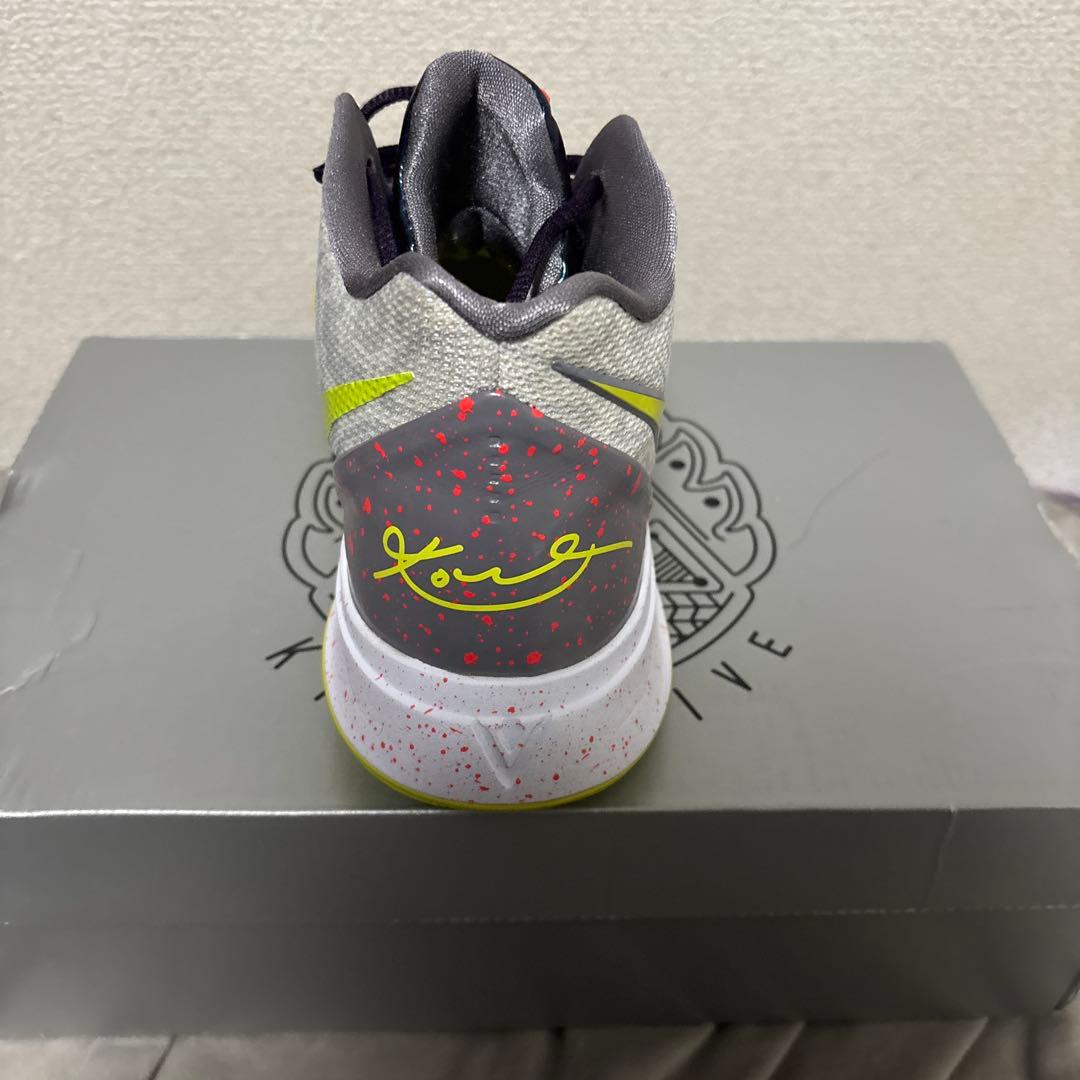 ナイキ KYRIE 5 EP マンバメンタリティ