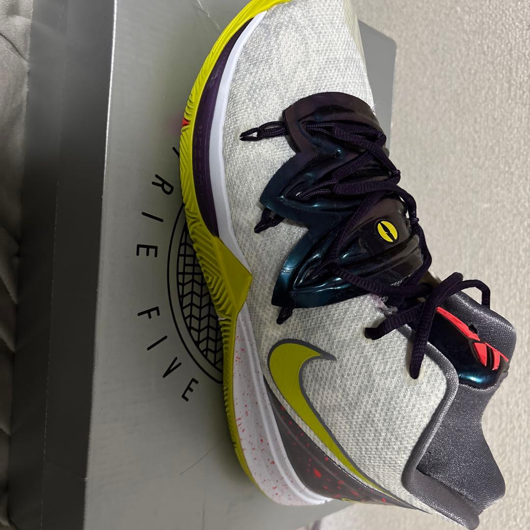 ナイキ KYRIE 5 EP マンバメンタリティ