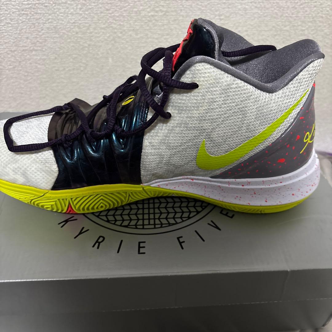 ナイキ KYRIE 5 EP マンバメンタリティ