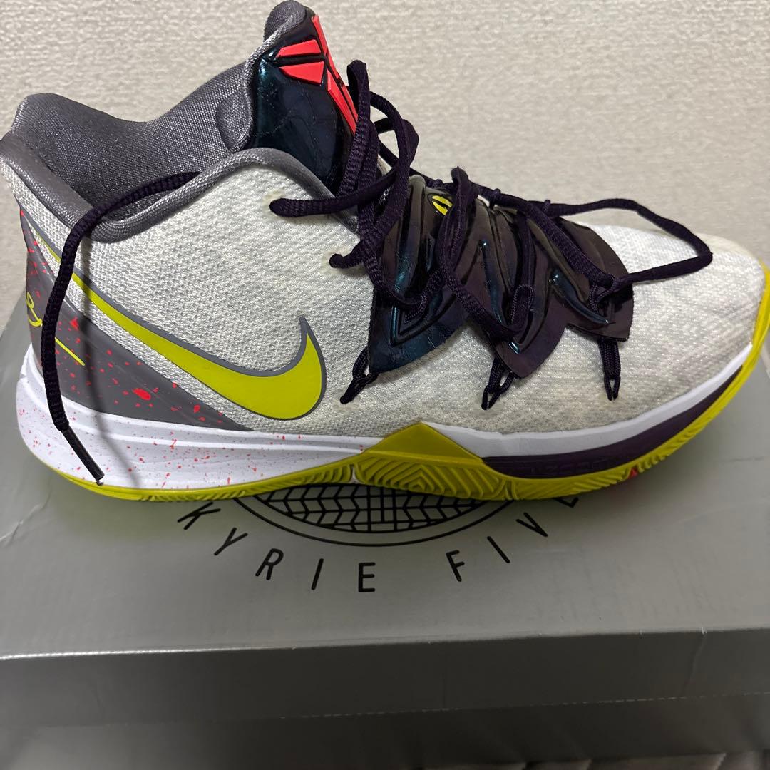 ナイキ KYRIE 5 EP マンバメンタリティ