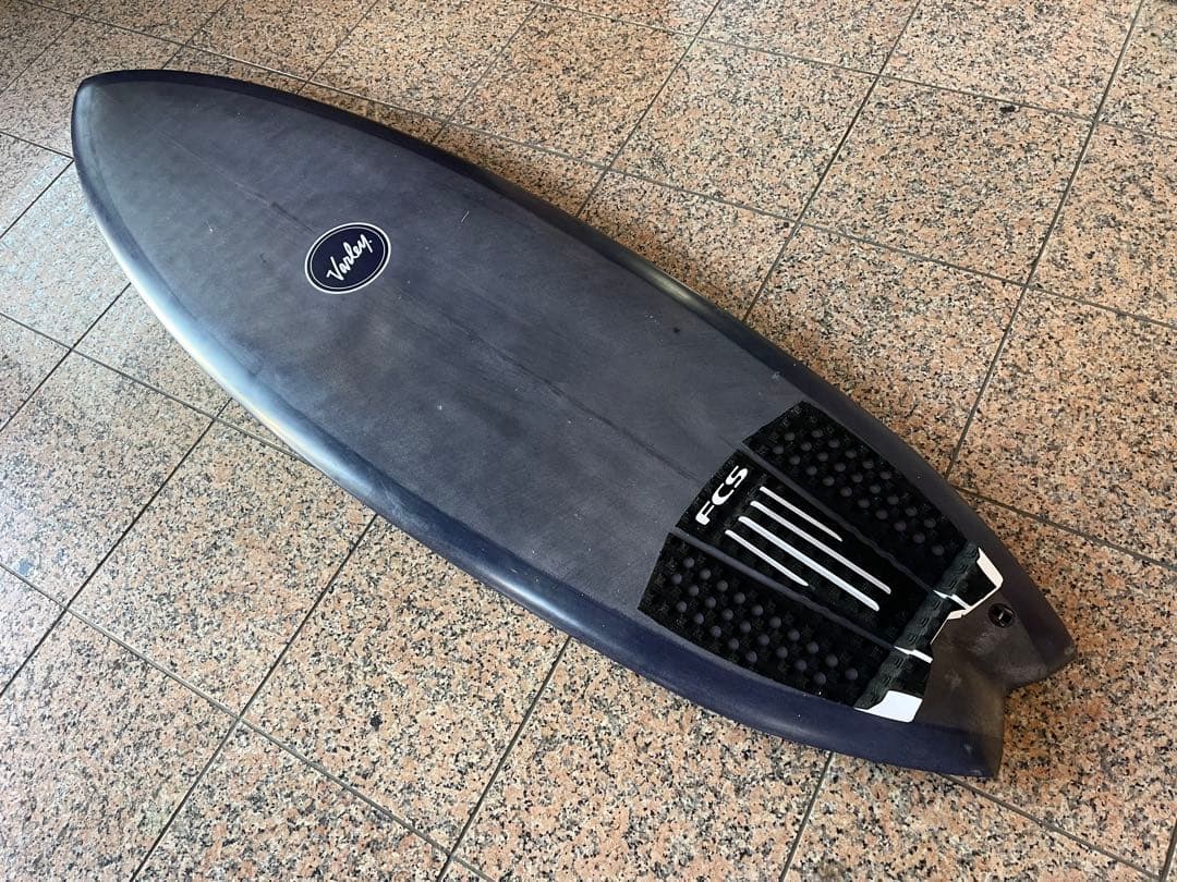 Varley surfboard EPS小波フィッシュ中古