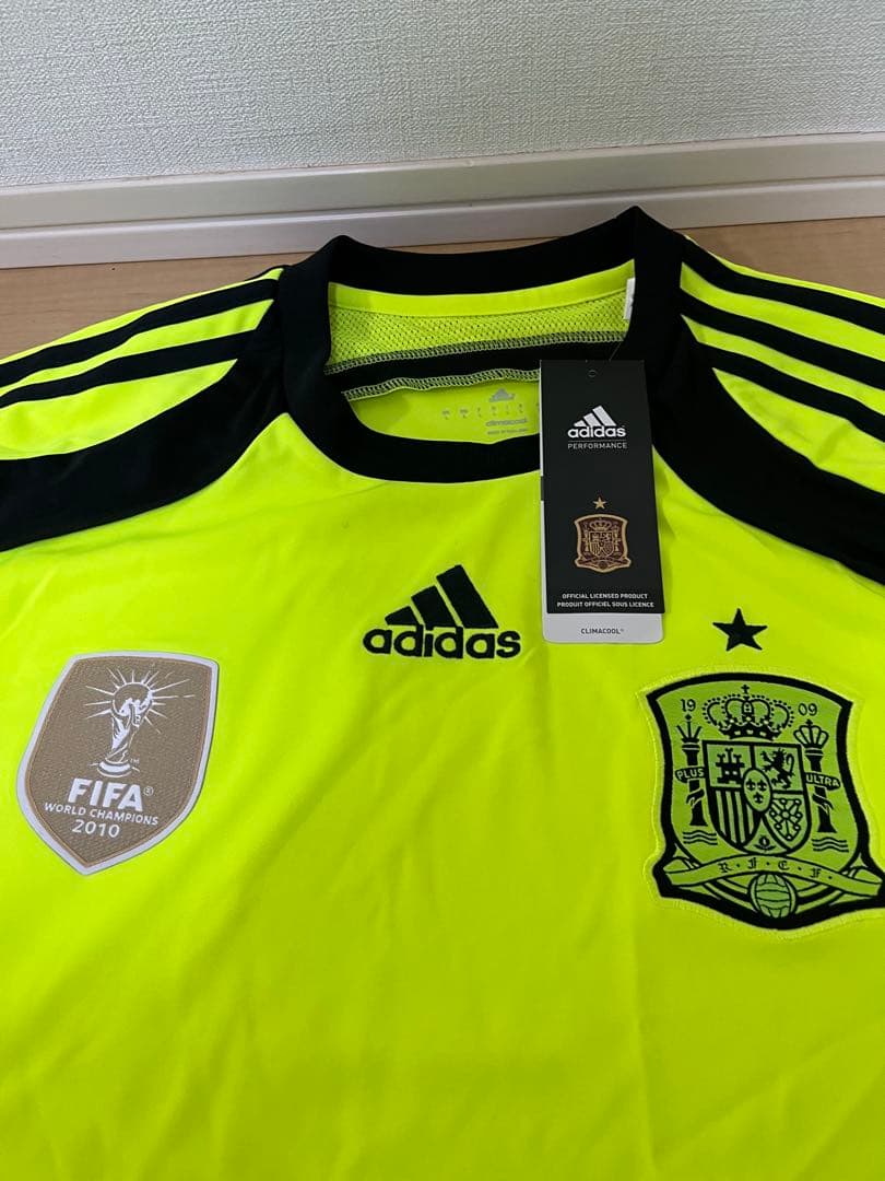 新品タグ付　スペイン代表 2014W杯 GKユニフォーム 2XO