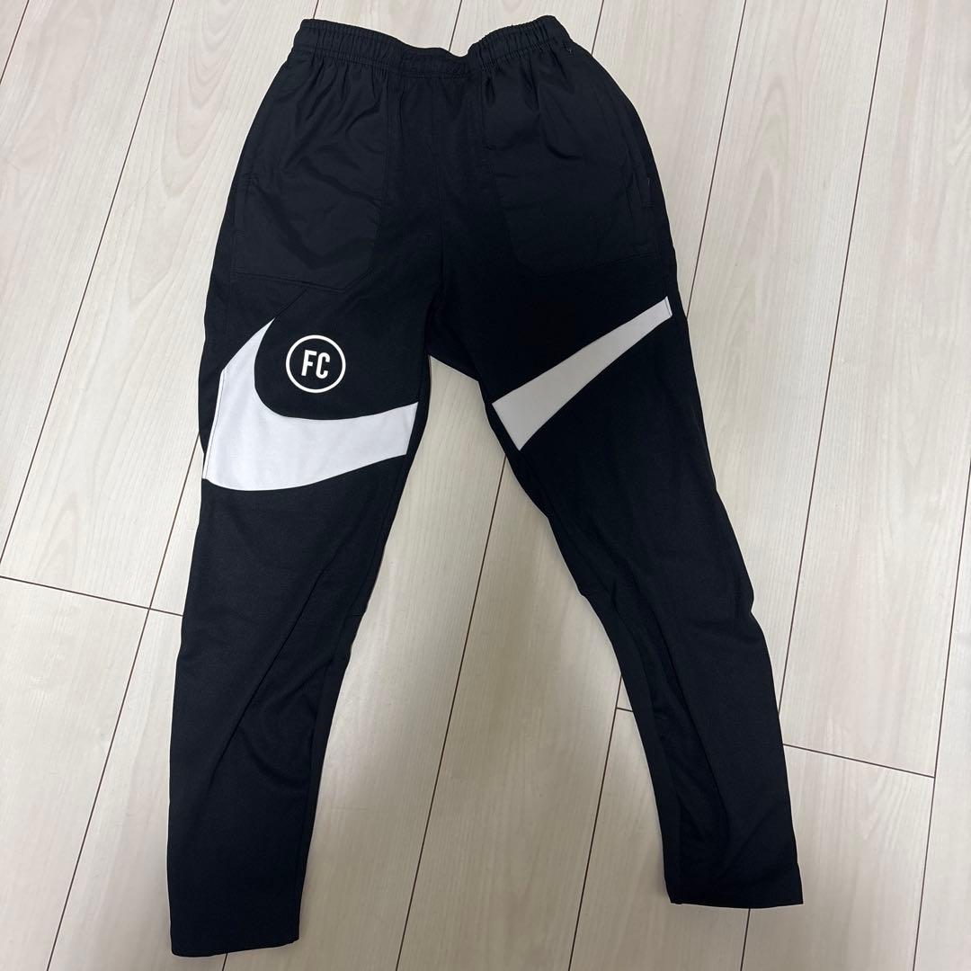 極美品　ナイキFC NIKE FC パンツ　サッカー　フットサル　スポーツ　ジム
