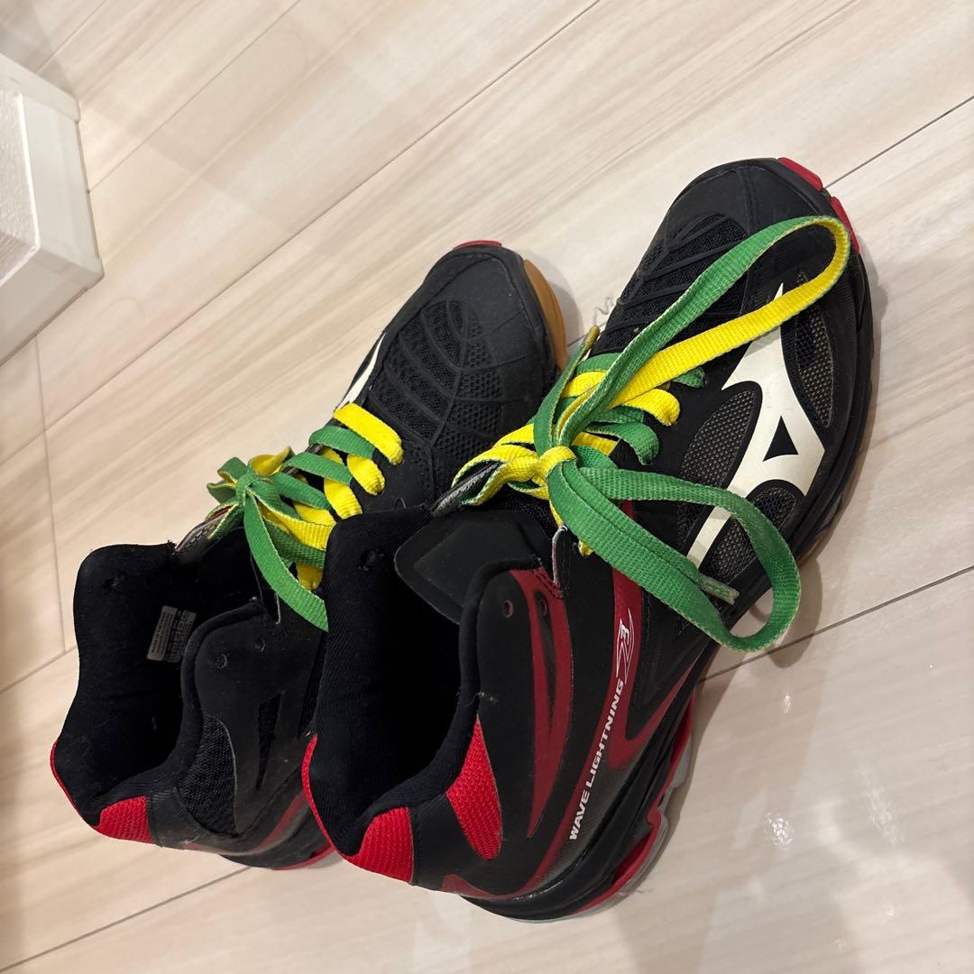ミズノ Wave Lightning Volleyball Shoe 中古