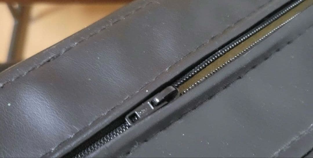 起立木工 ノルディ 大塚家具　モダン ソファ
