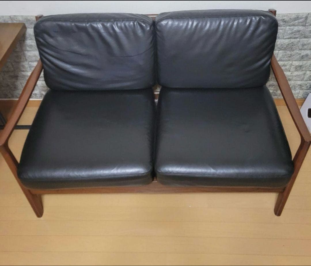 起立木工 ノルディ 大塚家具　モダン ソファ