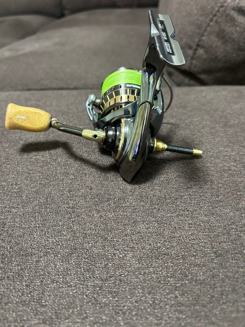 極美品　22イグジスト セミオーダー　2500XH