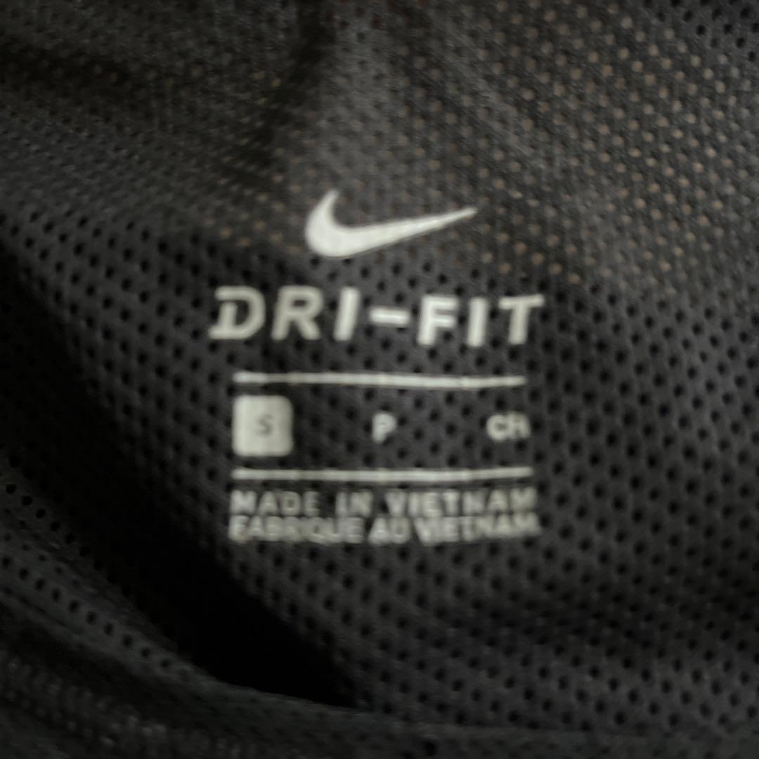 NIKE DRI-FIT5点