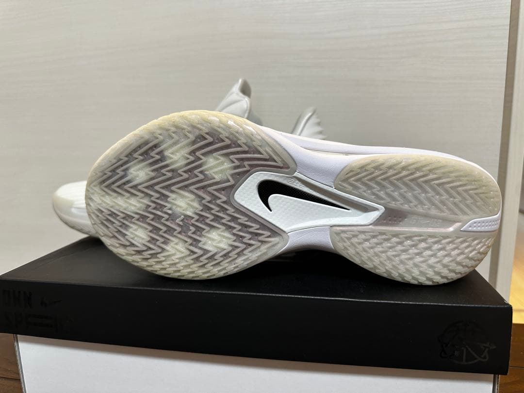 Nike G.T. CUT TURBO ホワイト GT CUT