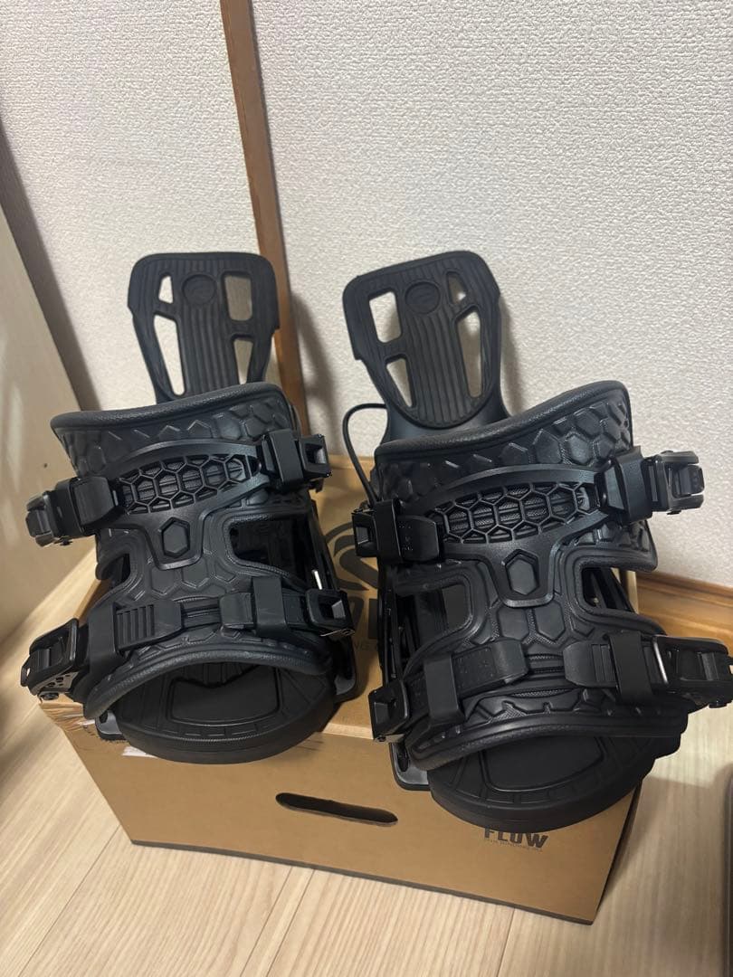 yoshiさん専用【美品】【保証書付き】Flow fuse ビンディング