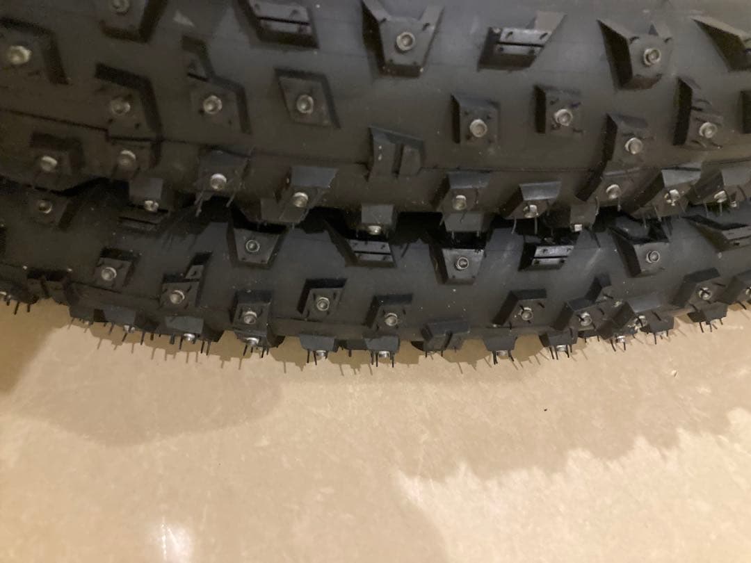 美品45NRTH WRATHCHILD29×2.6セミファットスパイクタイヤ前後