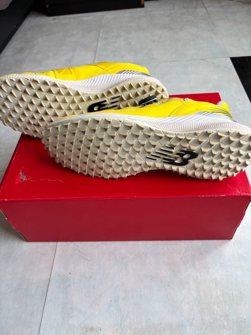 New Balance FuelCell ゴルフシューズ イエロー