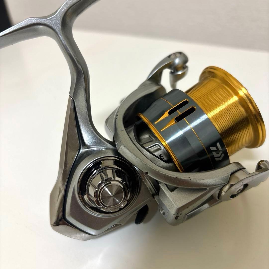 【使用感アリ】Daiwa ダイワ 18フリームスLT3000S-CXH