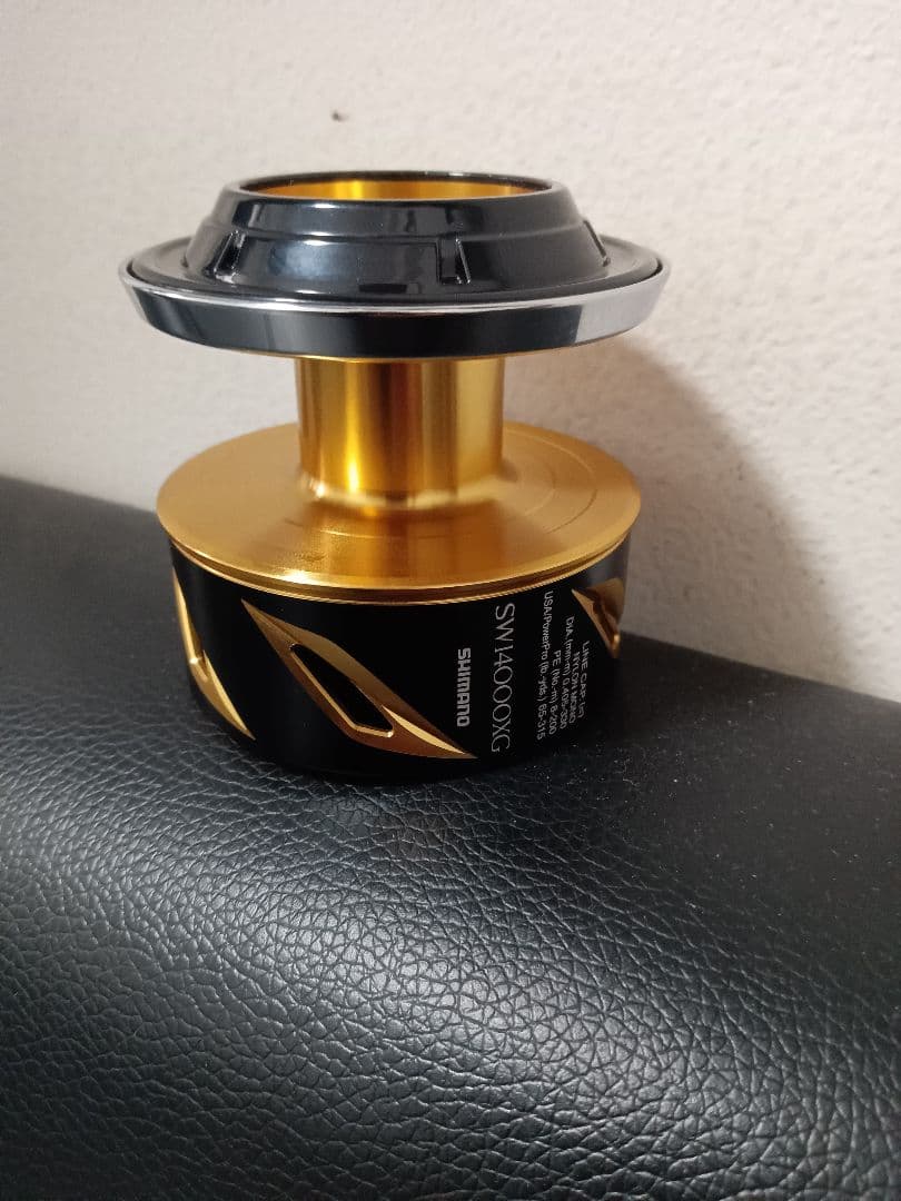 19ステラSW14000xgスプール　ハンドルセット売り。