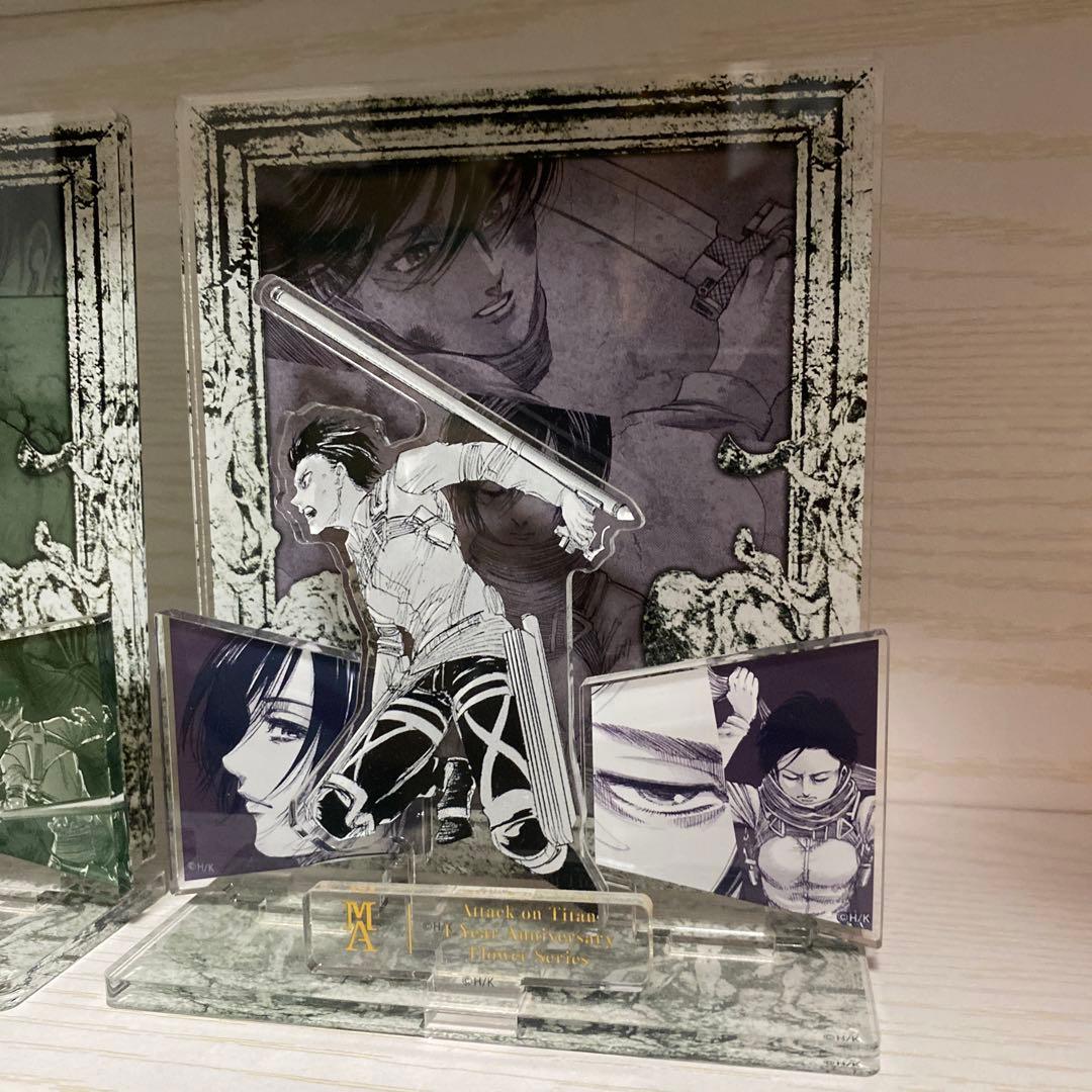 進撃の巨人　ジオラマアクリルスタンド　アニーク　ミカサ　ジャン　リヴァイ売り切れ
