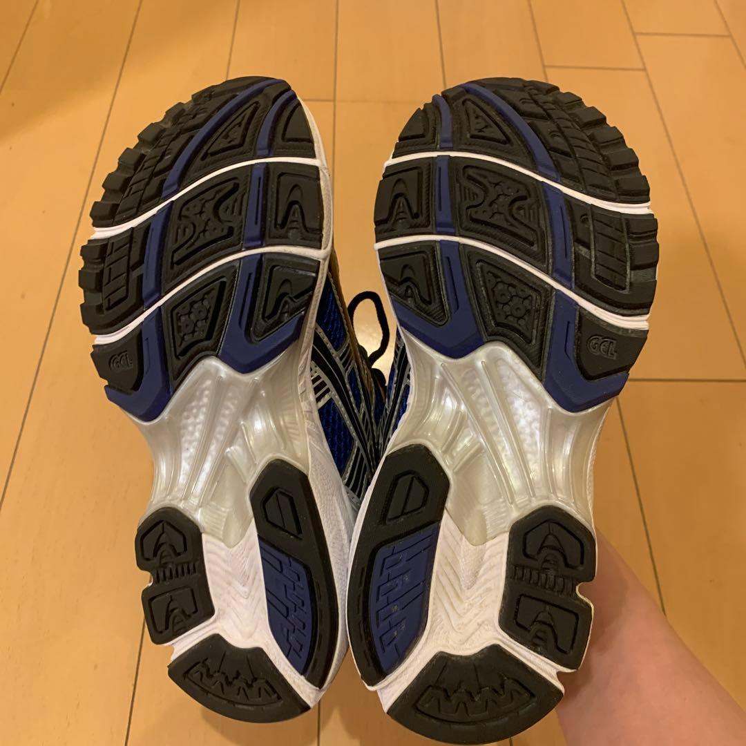 ASICS ランニングシューズ 青/銀 22.5cm
