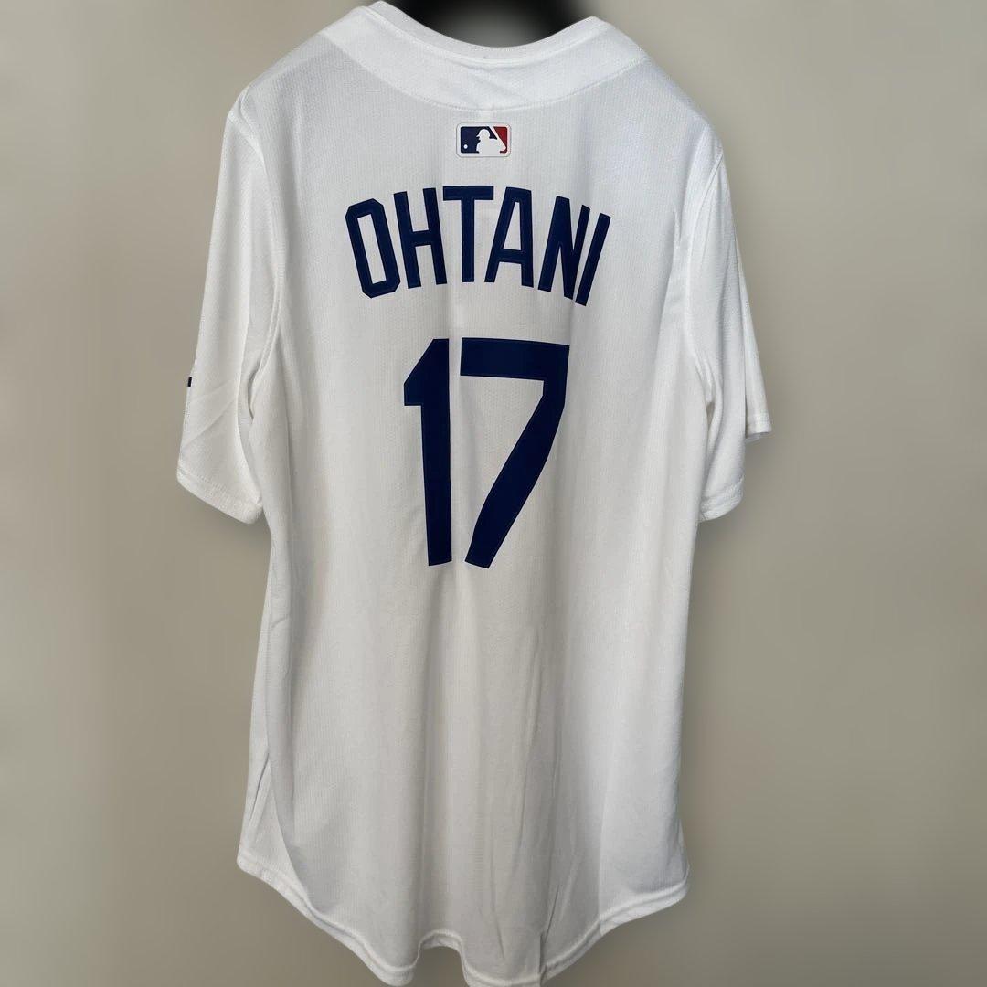 極美品 ナイキ　ロサンゼルス ドジャース 大谷ユニフォーム　17 Lsize