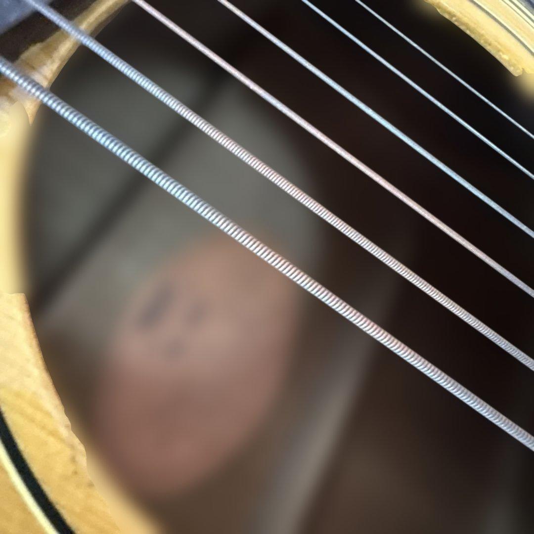 YAMAHA FG-122 ヤマハ　アコースティックギター　ストラップ付き