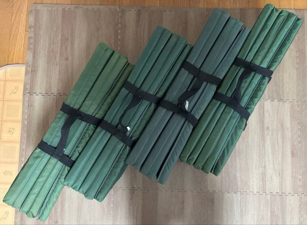 Coleman 折り畳みマット　4個セット