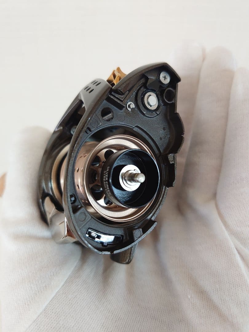 リール Daiwa AIR TW STREAM CUSTOM 8.5L