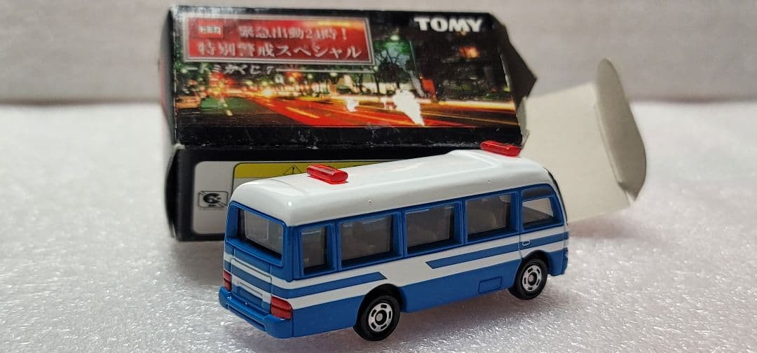 【 全国送料無料 】未使用！即発！ コースター パトカー 警視庁 「 トミカ