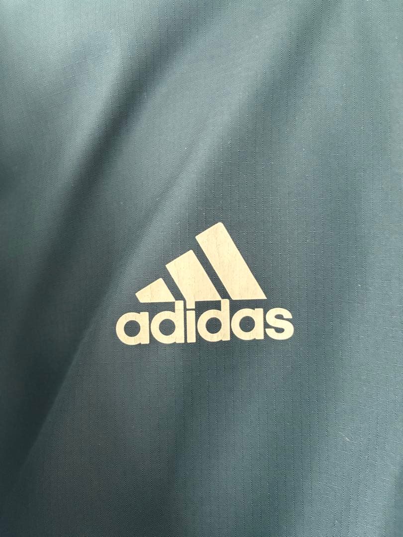 adidas Real Madrid ベンチコート