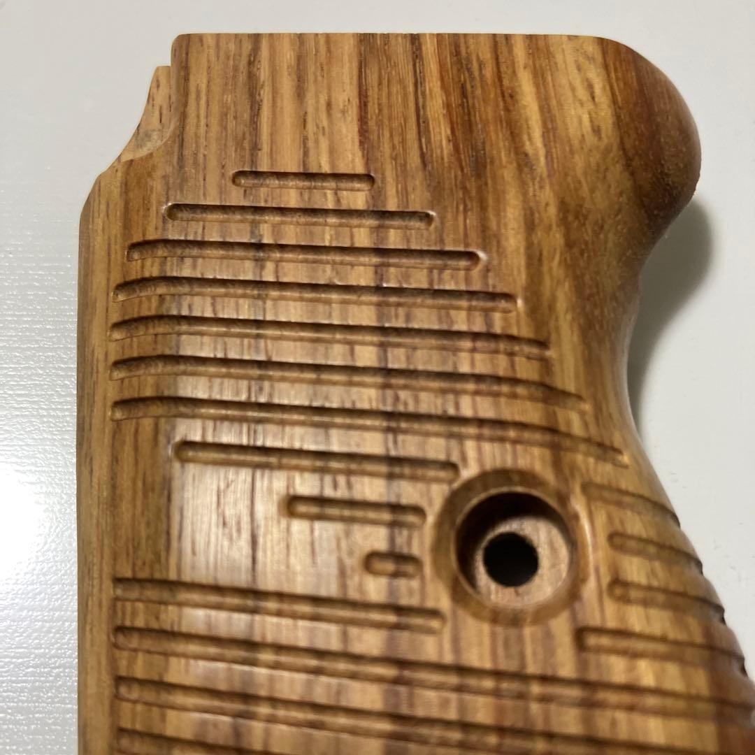 CAROM SHOT ワルサーP-38ミリタリー木製グリップ　新品同様品
