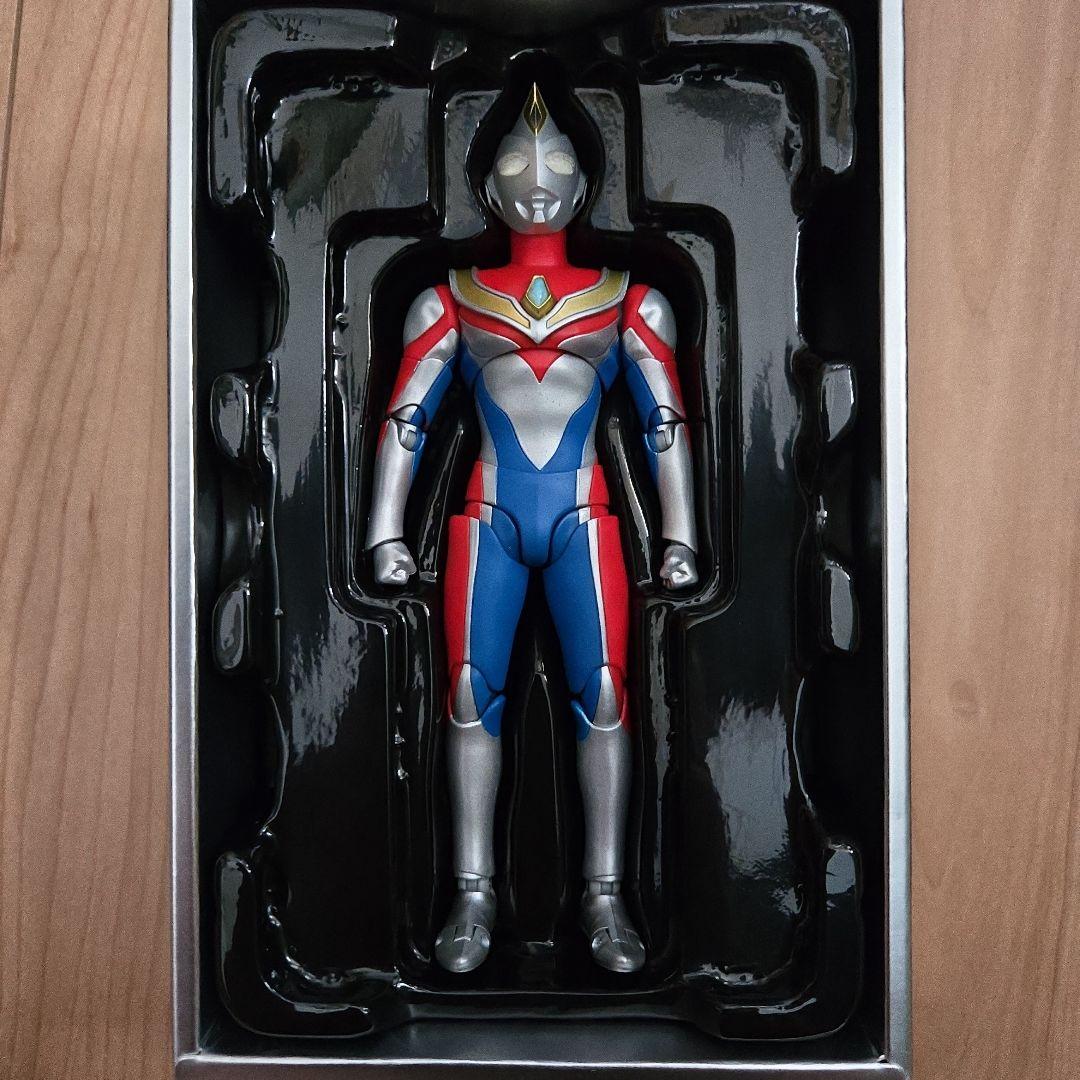 S.H.Figuarts 真骨彫 ウルトラマンダイナ