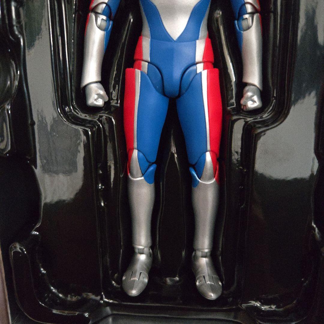 S.H.Figuarts 真骨彫 ウルトラマンダイナ