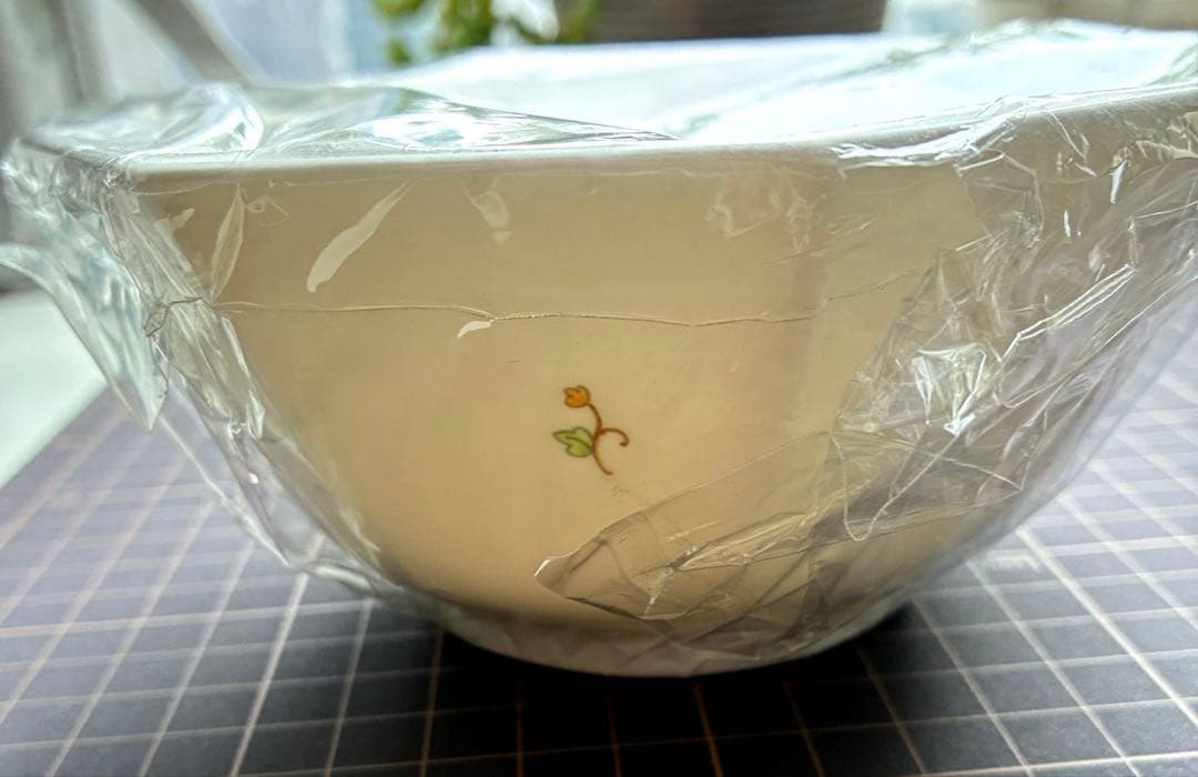 ★セール★ 新品　レア　高級マレーシア食器　八角形ボウル　KITAKITA 1枚