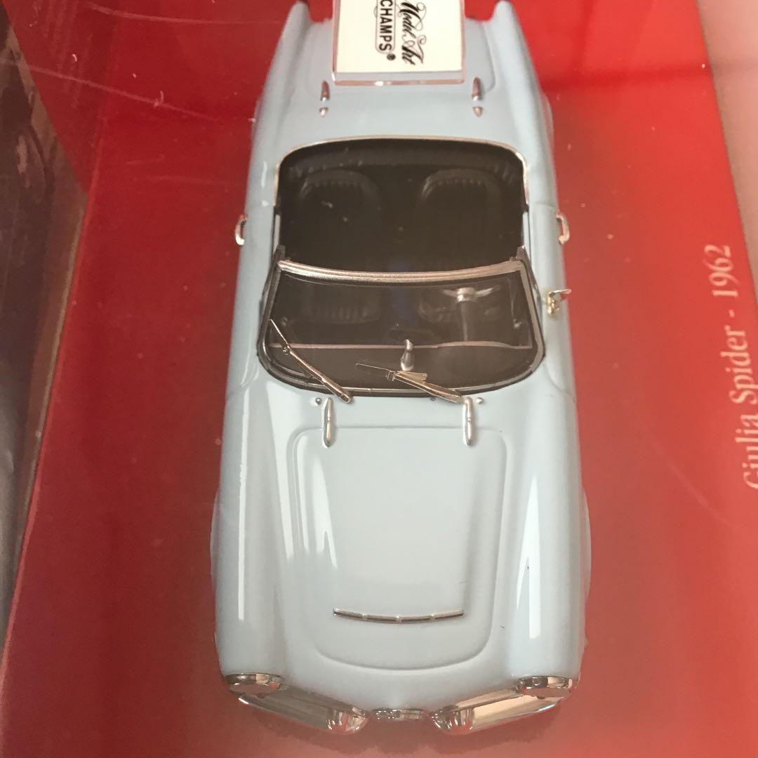 匿名発送MINICHAMPSAlfaRomeo Giuliaspider1962
