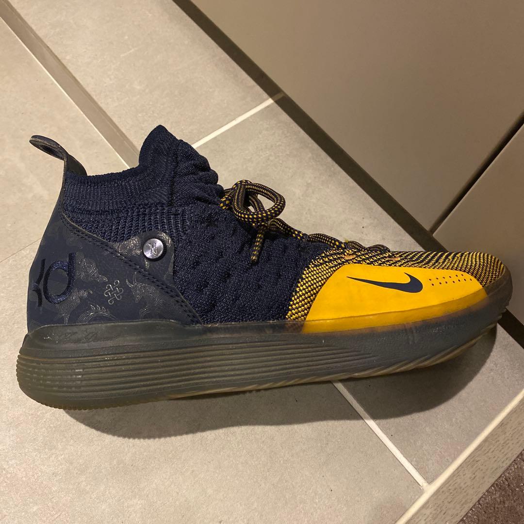 ナイキ　バッシュ KD 11 XI ケビン デュラント Navy イエロー