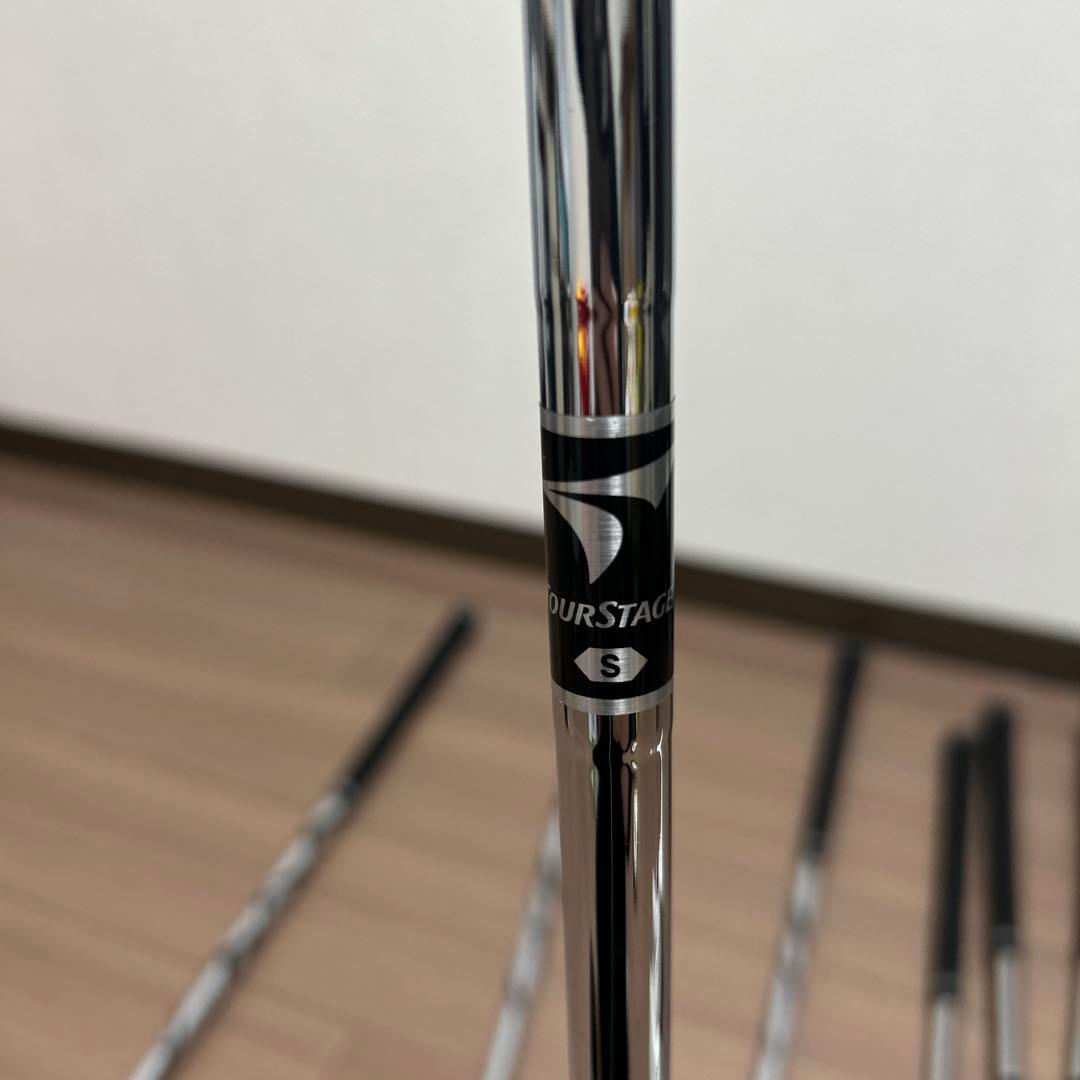 超人気！ツアーステージ V002 フルセット 11本 キャディバッグ付 初心者向