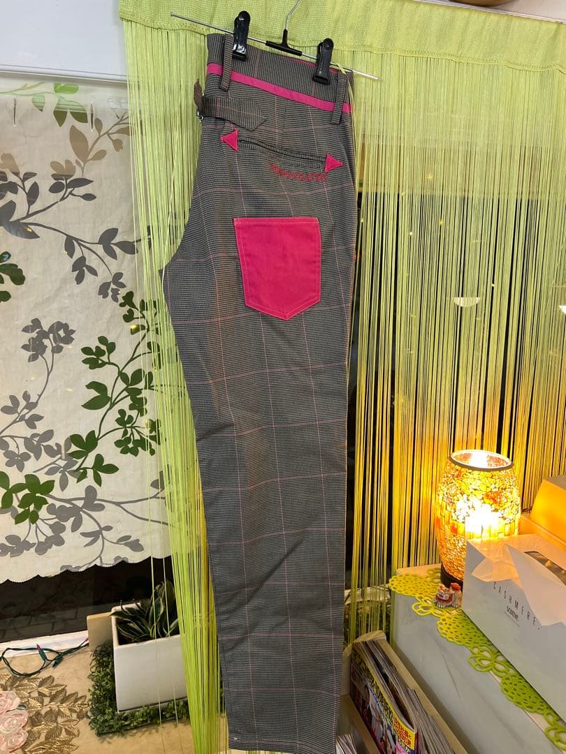 【中古】パーリーゲイツパンツ★メンズMサイズ•カレー✖️ピンク