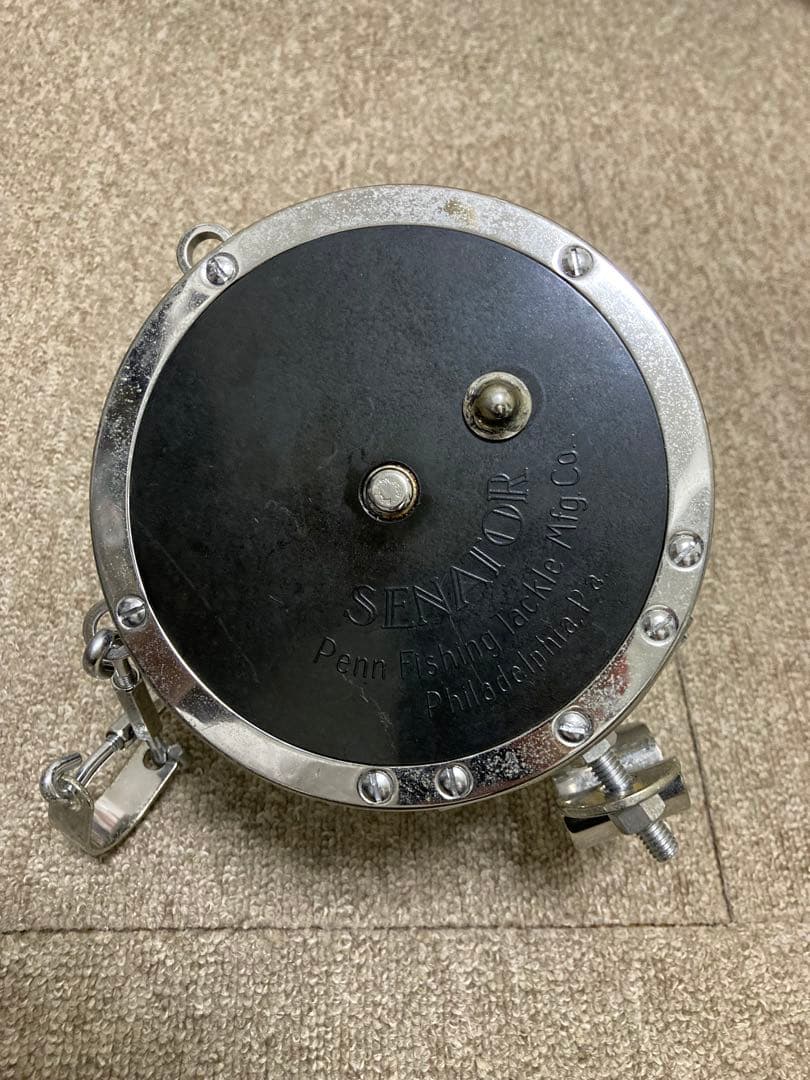 中古美品　トローリング　クエ　 ペンリール　 セネター12/0