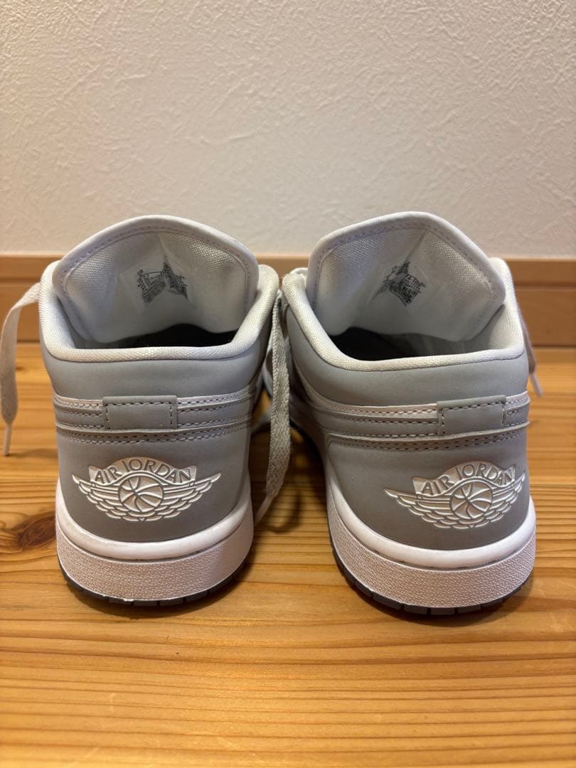 Air Jordan 1 Low ウルフグレー