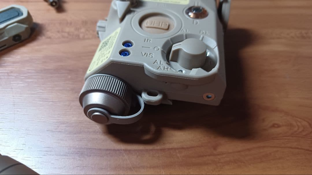 M600Cスカウトライト PEQ-15 AXONタイプリモートスイッチ セット