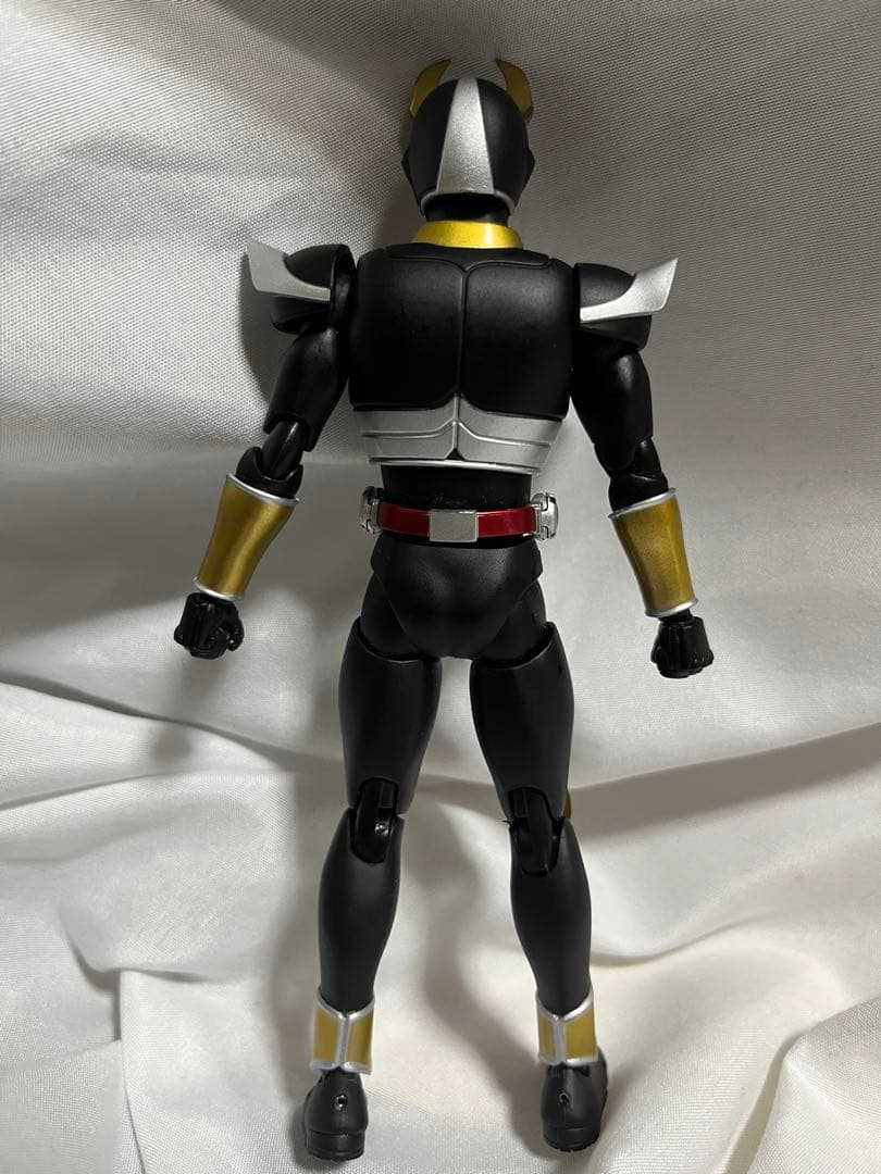 S.H.Figuarts（真骨彫製法） 仮面ライダーアギト グランドフォーム