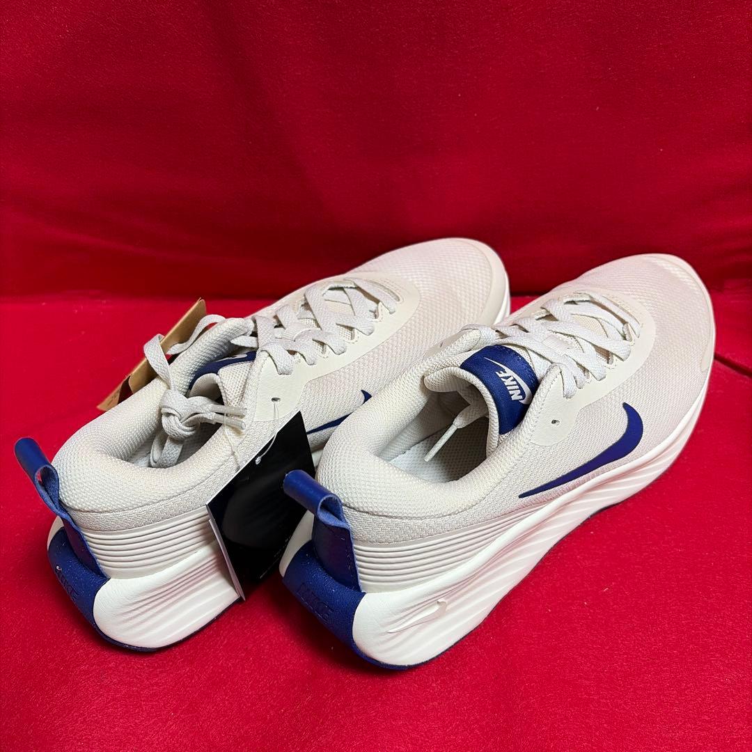 新品未使用品 M NIKE PROMINA 26cm
