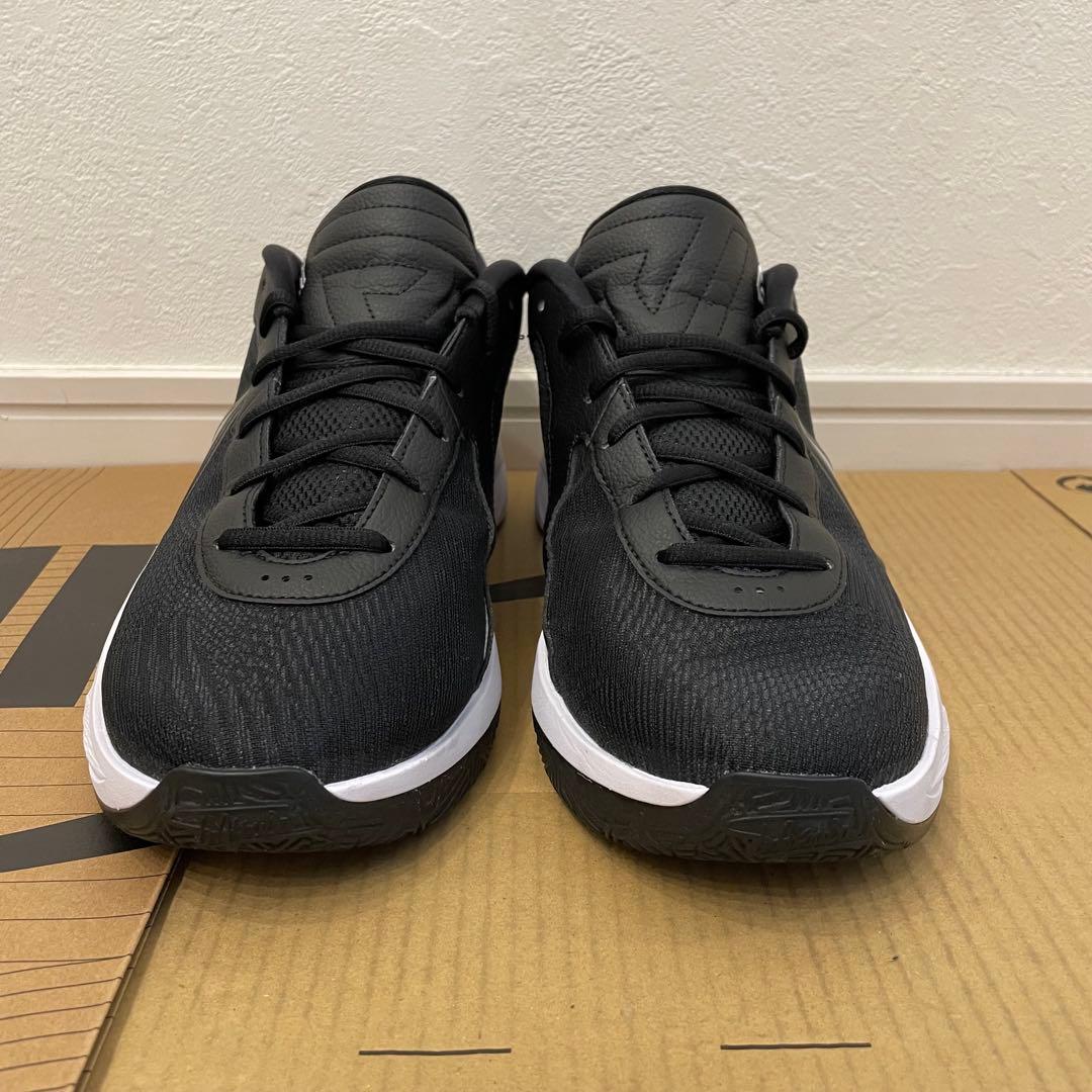 【美品】NIKE FREAK6 28cm