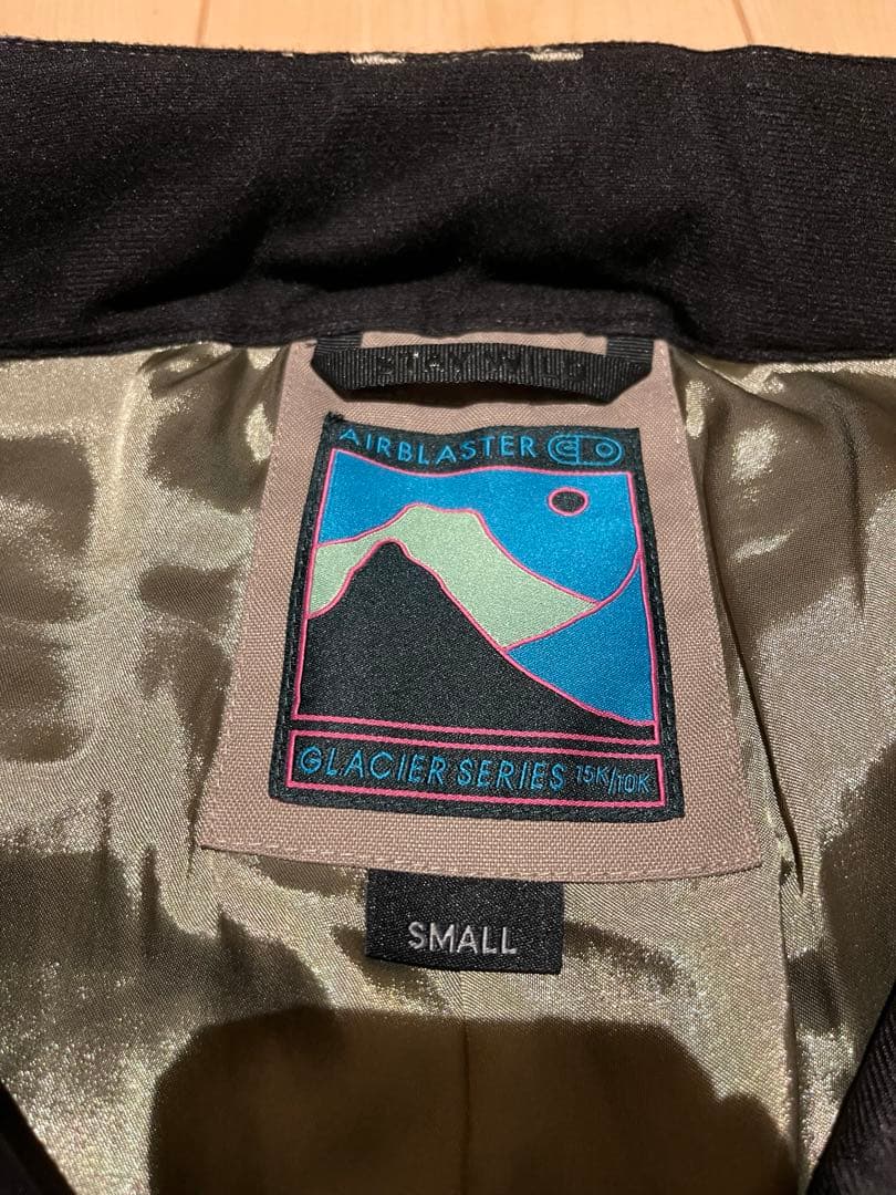 【AIRBLASTER】スノボウェア上下セット（上USサイズM、下USサイズS）