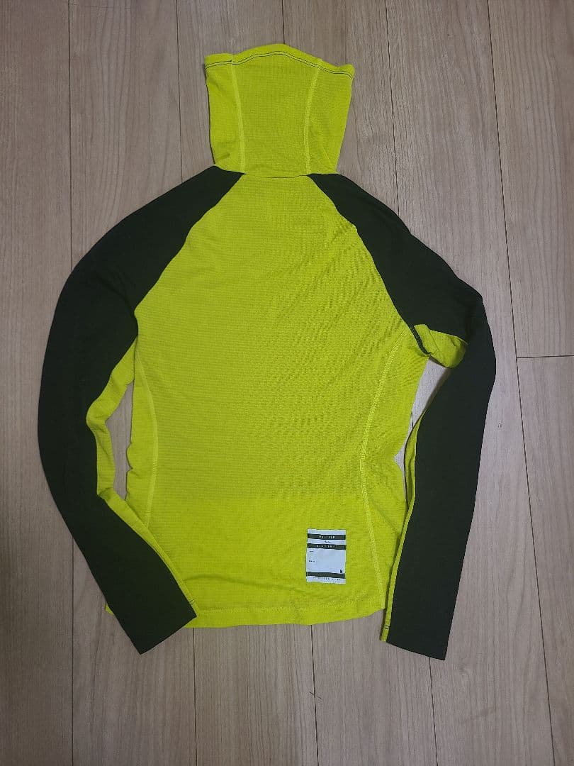Rapha Pro Team アンダーシャツ Mサイズ ネイビー/イエロー