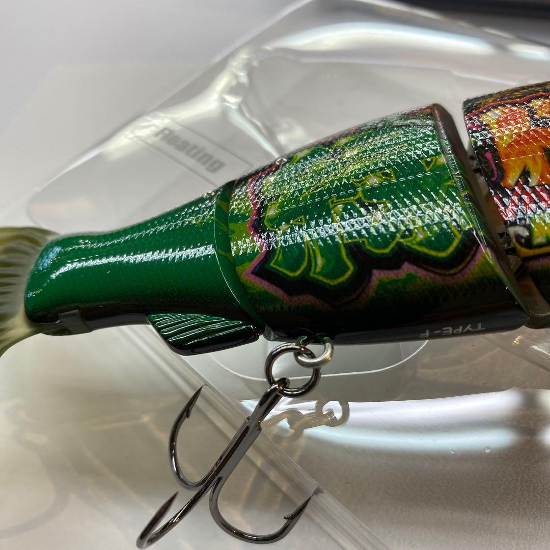 GANCRAFT×UNIVERSAL コラボRATCHET184 緑ドン躍動の緑