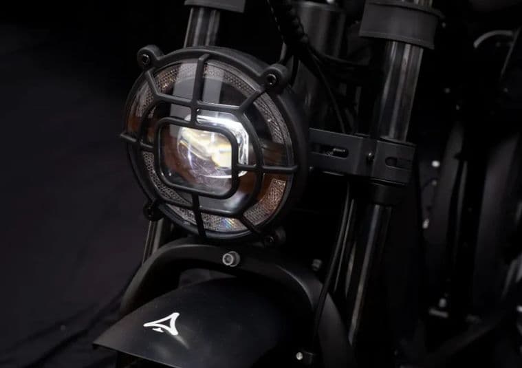 【極美品・送料込】MOVE CAVETⅡ 電動アシスト自転車 26年3月購入