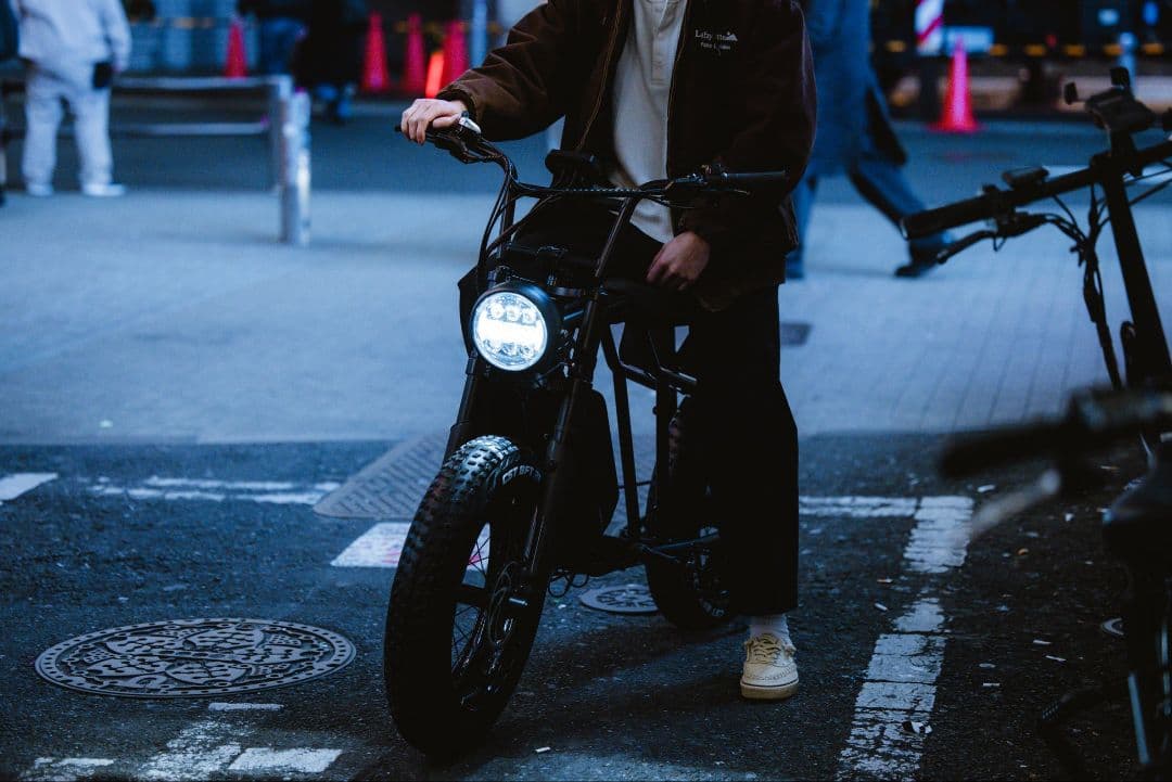 【極美品・送料込】MOVE CAVETⅡ 電動アシスト自転車 26年3月購入